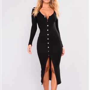 Fashionnova black snap and go dress medium